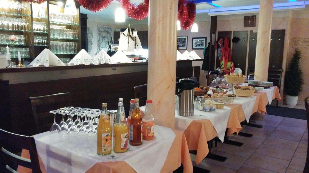 Hotel-Restaurant Zum Baeumle Зюссен Экстерьер фото